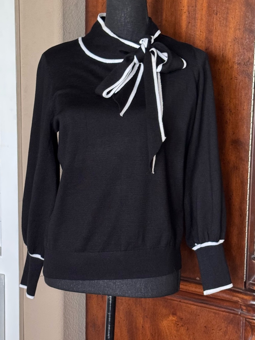 Liz Claiborne Black with White Neck Tie Sweater
